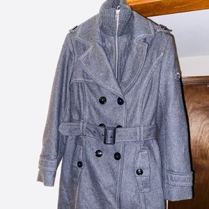 Woman’s Gray long Coat SZ S